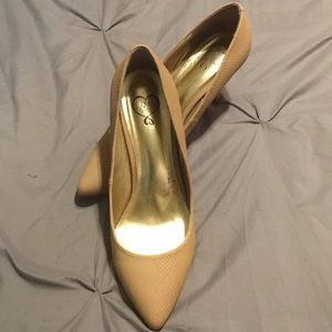 Nude faux snake skin heels